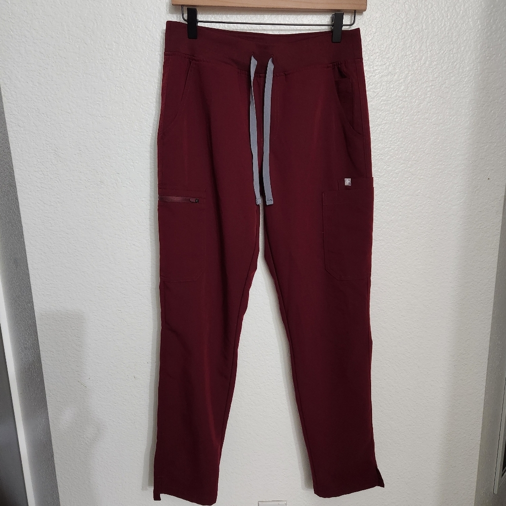 Figs yola yoga scrub pants size small burgundy